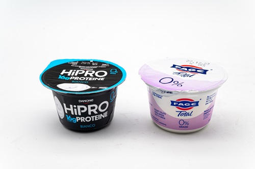 Yogurt greco HiPro Danone e Fage Total 0%